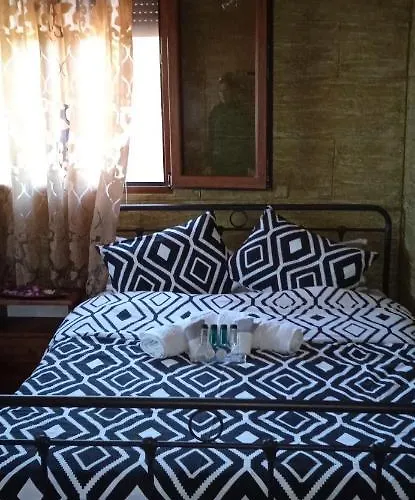 To Konaki * Synikia Mesi Trikalon